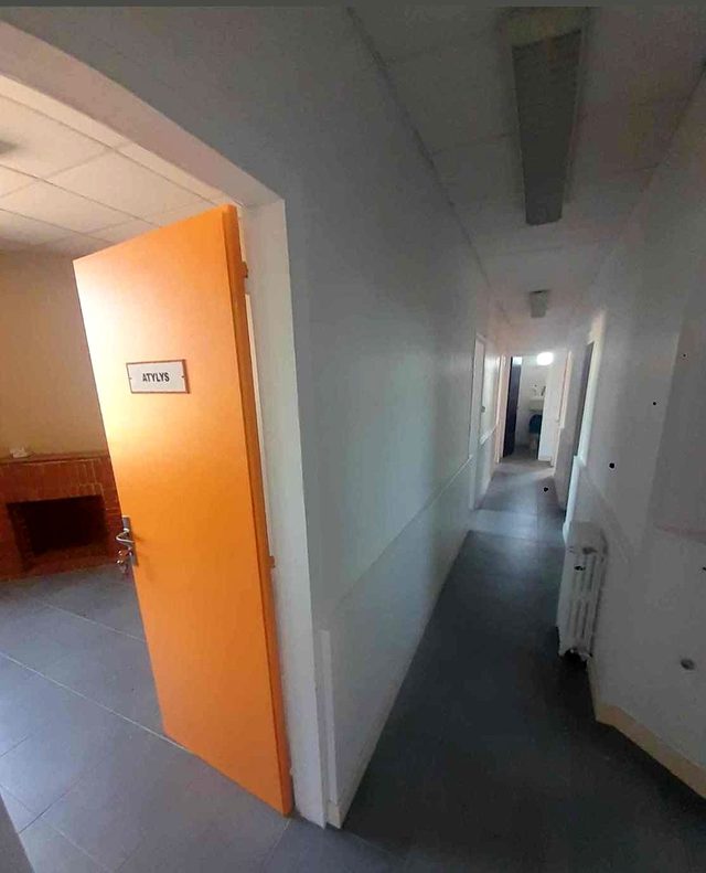 Avant travaux : le couloir de l’étage.