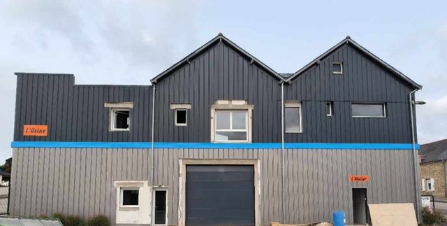 Création de percements pour la création de deux appartements à l’étage et d’un local pour une entreprise au rez-de-chaussée.